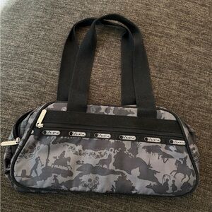 LeSportsac Black and Gray Patterned Bag